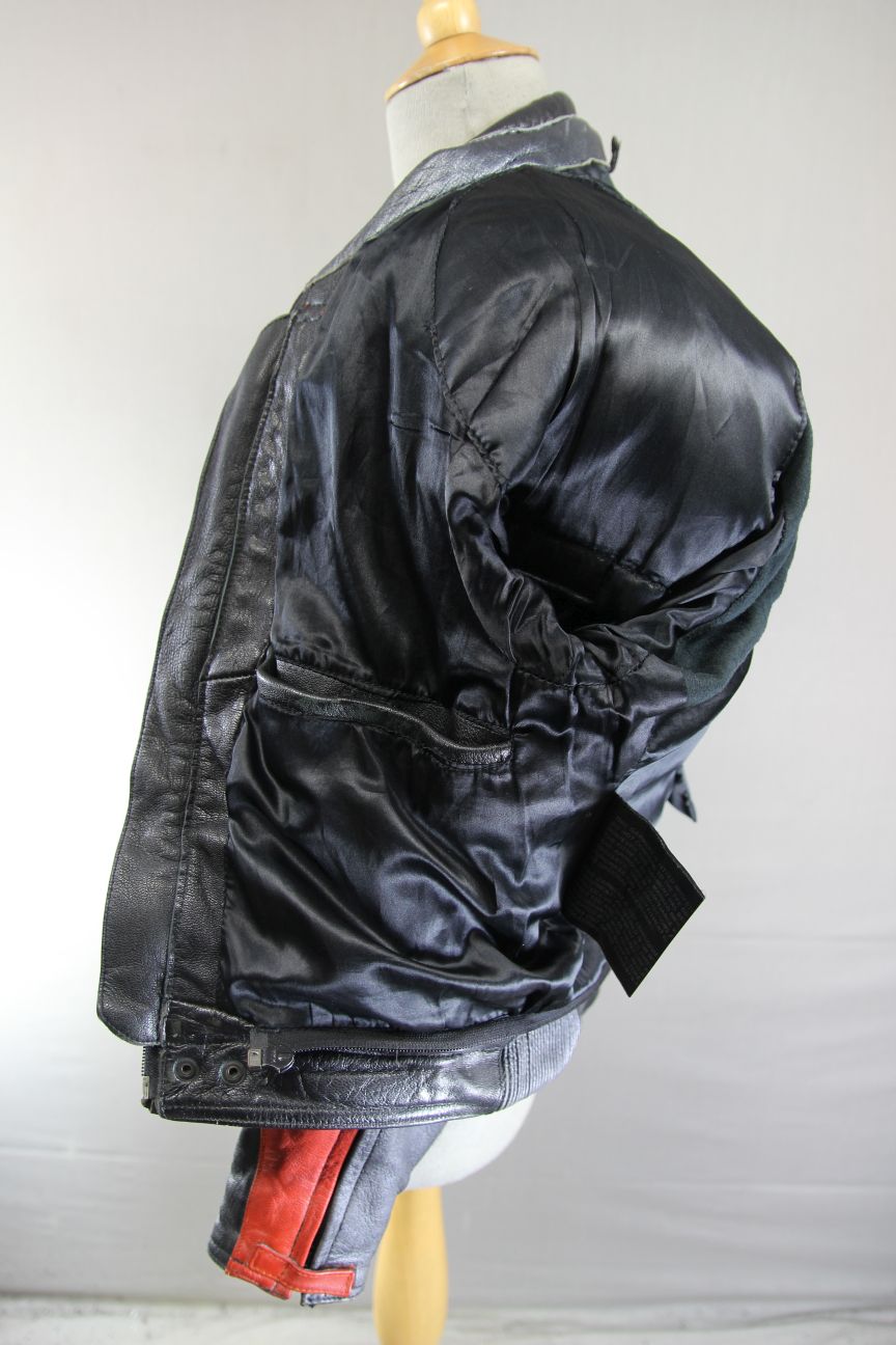 FRANK THOMAS BLACK, SILVER & RED LEATHER BIKER JACKET WITH BACK PROTECTOR 40 IN