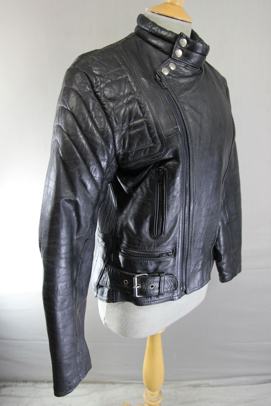 CLASSIC BLACK LEATHER BIKER JACKET 36 INCH/SMALL