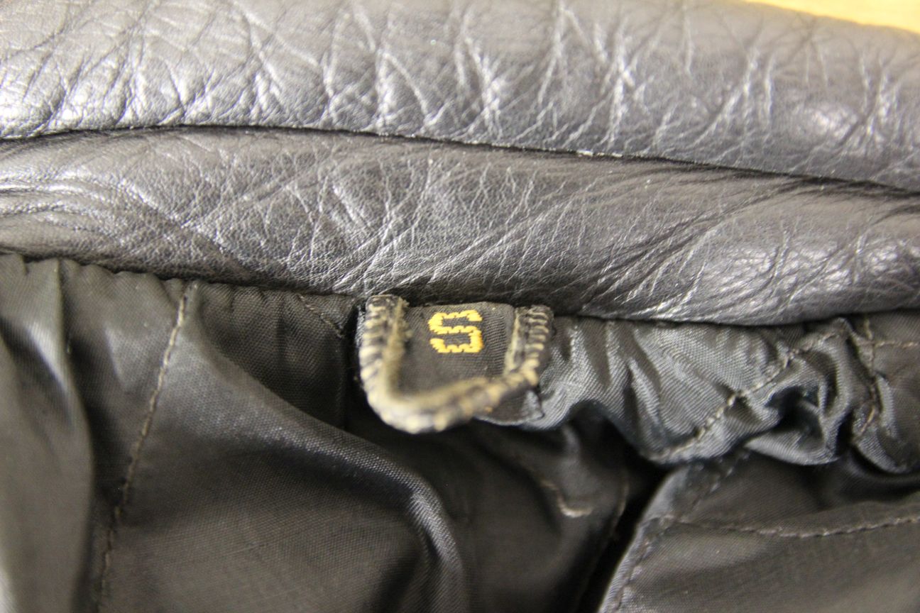 CLASSIC BLACK LEATHER BIKER JACKET 36 INCH/SMALL