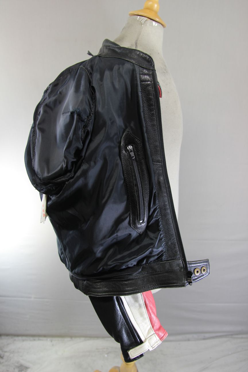 FRANK THOMAS RED, BLACK & WHITE LEATHER BIKER JACKET WITH PROTECTORS 44-46 INCH