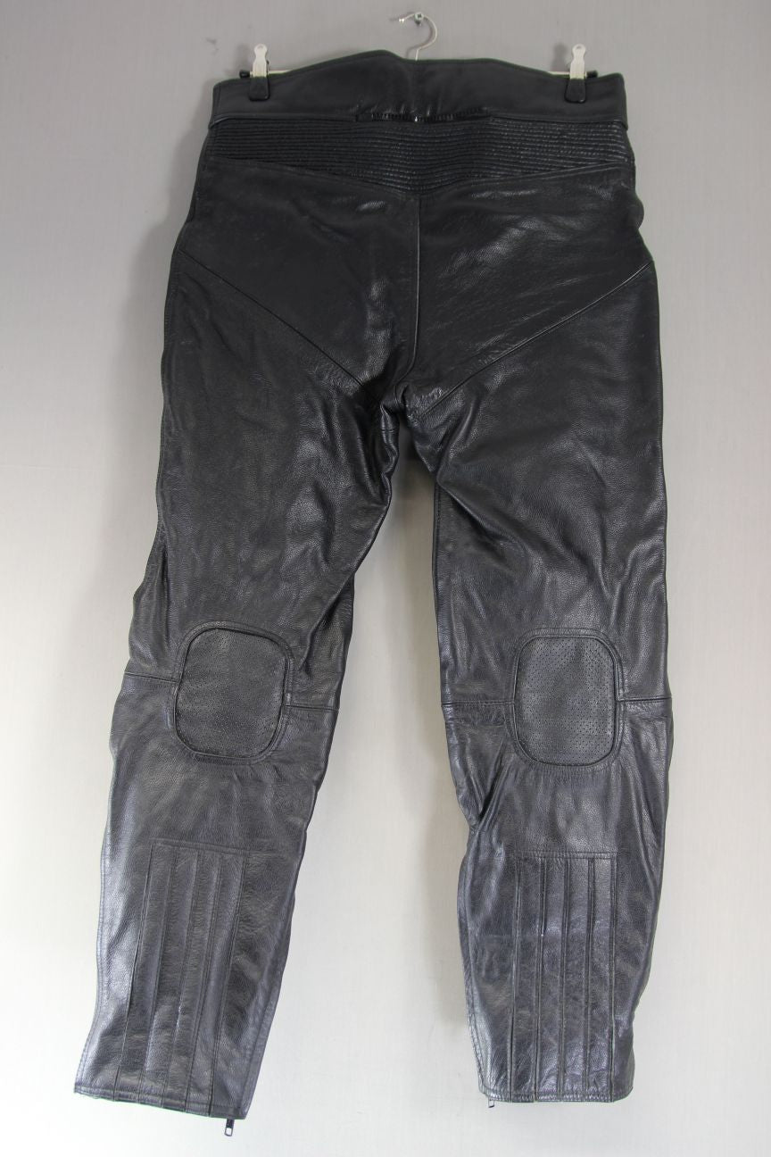 FRANK THOMAS BLACK LEATHER BIKER TROUSERS + CE KNEE ARMOUR: WAIST 34-36"/LEG 29"