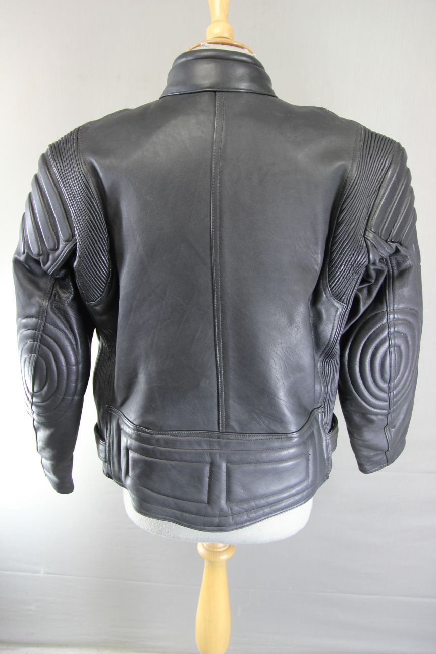 FXT BLACK LEATHER BIKER JACKET WITH REMOVABLE BACK & ELBOW PROTECTORS 38-40 INCH