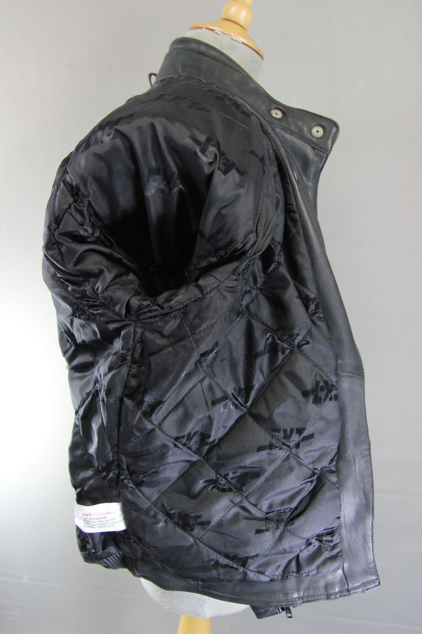 FXT BLACK LEATHER BIKER JACKET WITH REMOVABLE BACK & ELBOW PROTECTORS 38-40 INCH