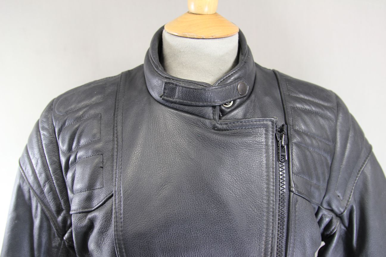 CLASSIC BRITISH MADE BLACK SCOTT LEATHERS BIKER JACKET: SIZE 16
