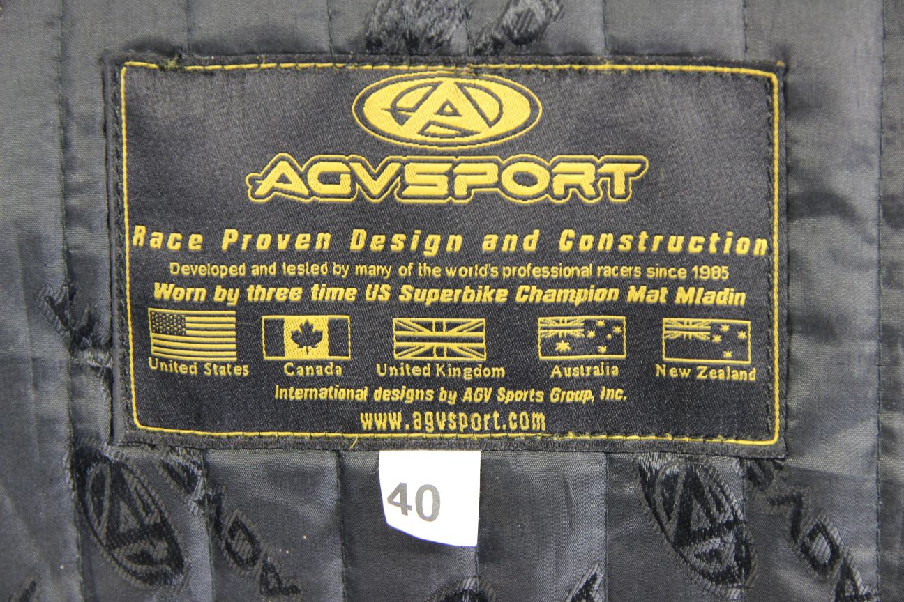 AGVSPORT BLACK, BLUE & WHITE LEATHER BIKER JACKET WITH THERMAL LINING 40 INCH