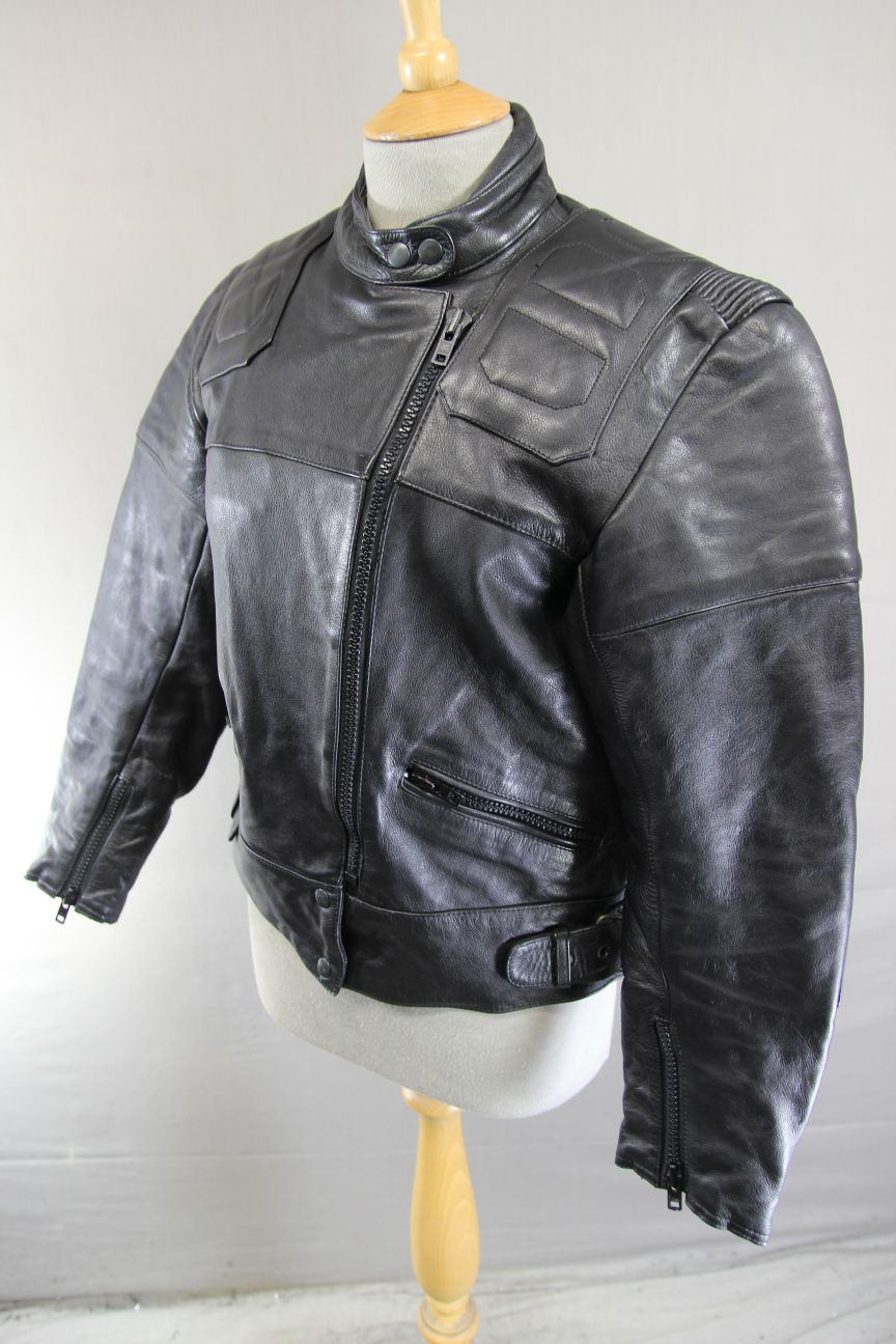 CLASSIC SPORTEX MAXX BLACK LEATHER BIKER JACKET: SIZE 14/36 INCH CHEST
