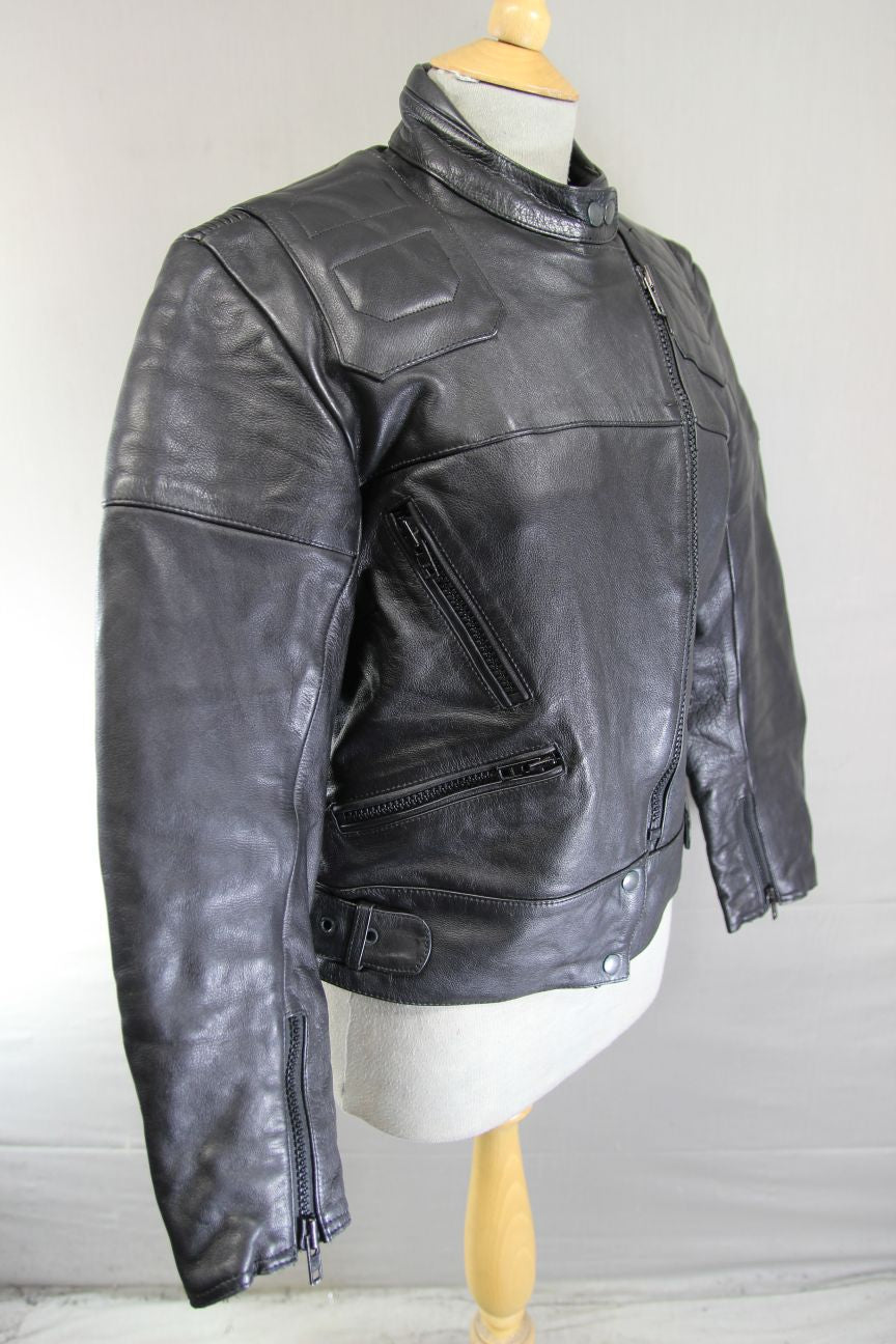 CLASSIC SPORTEX MAXX BLACK LEATHER BIKER JACKET: SIZE 14/36 INCH CHEST