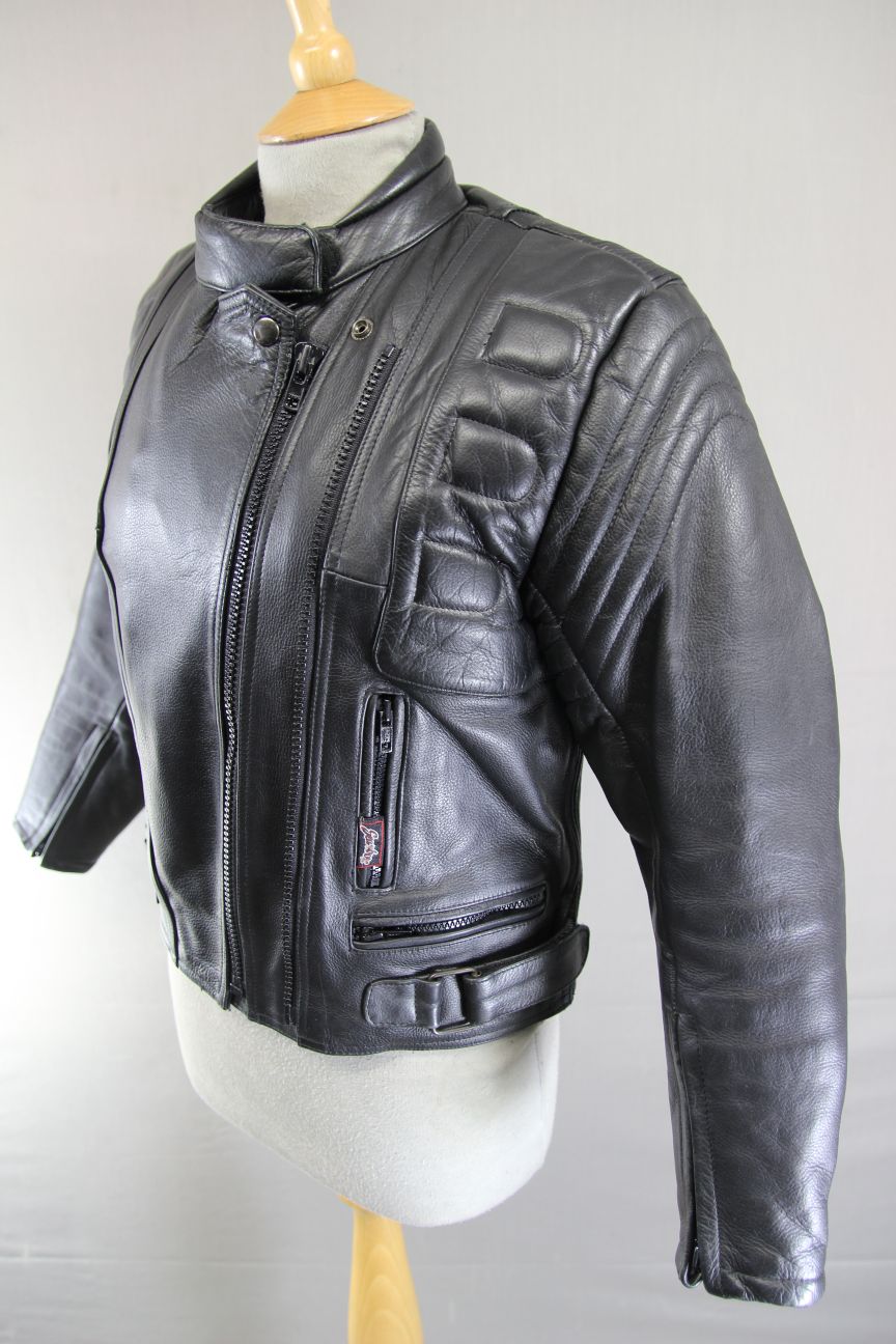CLASSIC BIKER'S GEARBOX BLACK COWHIDE LEATHER BIKER JACKET: SIZE 10/32-34 INCH