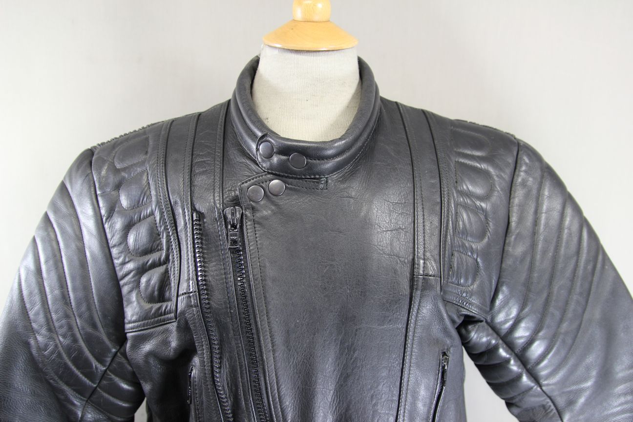 CLASSIC BLACK LEATHER BIKER JACKET 42-44 INCH/LARGE