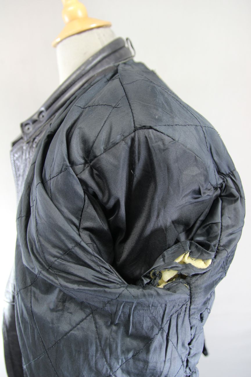 CLASSIC BLACK LEATHER BIKER JACKET 42-44 INCH/LARGE