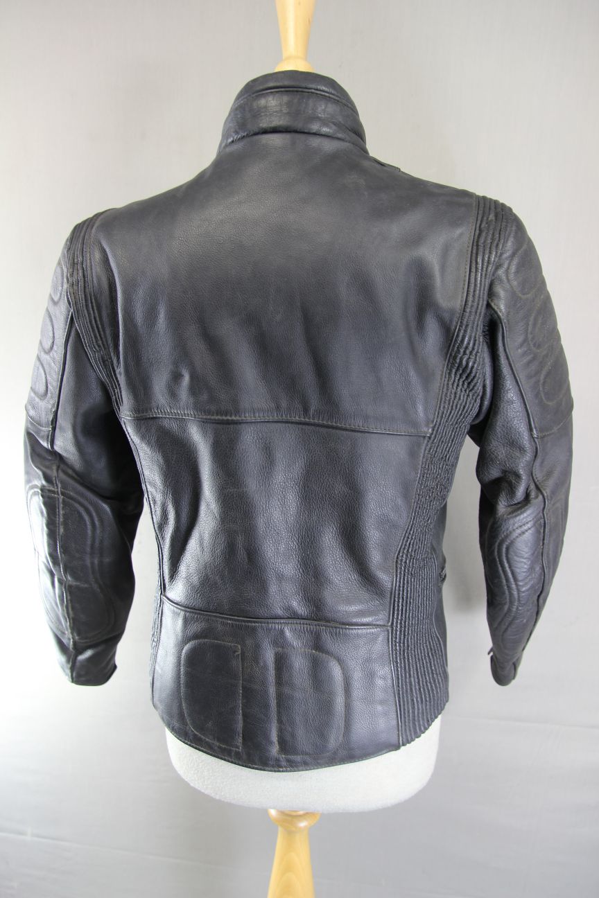 BRITISH MADE HEIN GERICKE BLACK LEATHER BIKER JACKET: SIZE 12 32-34 INCH