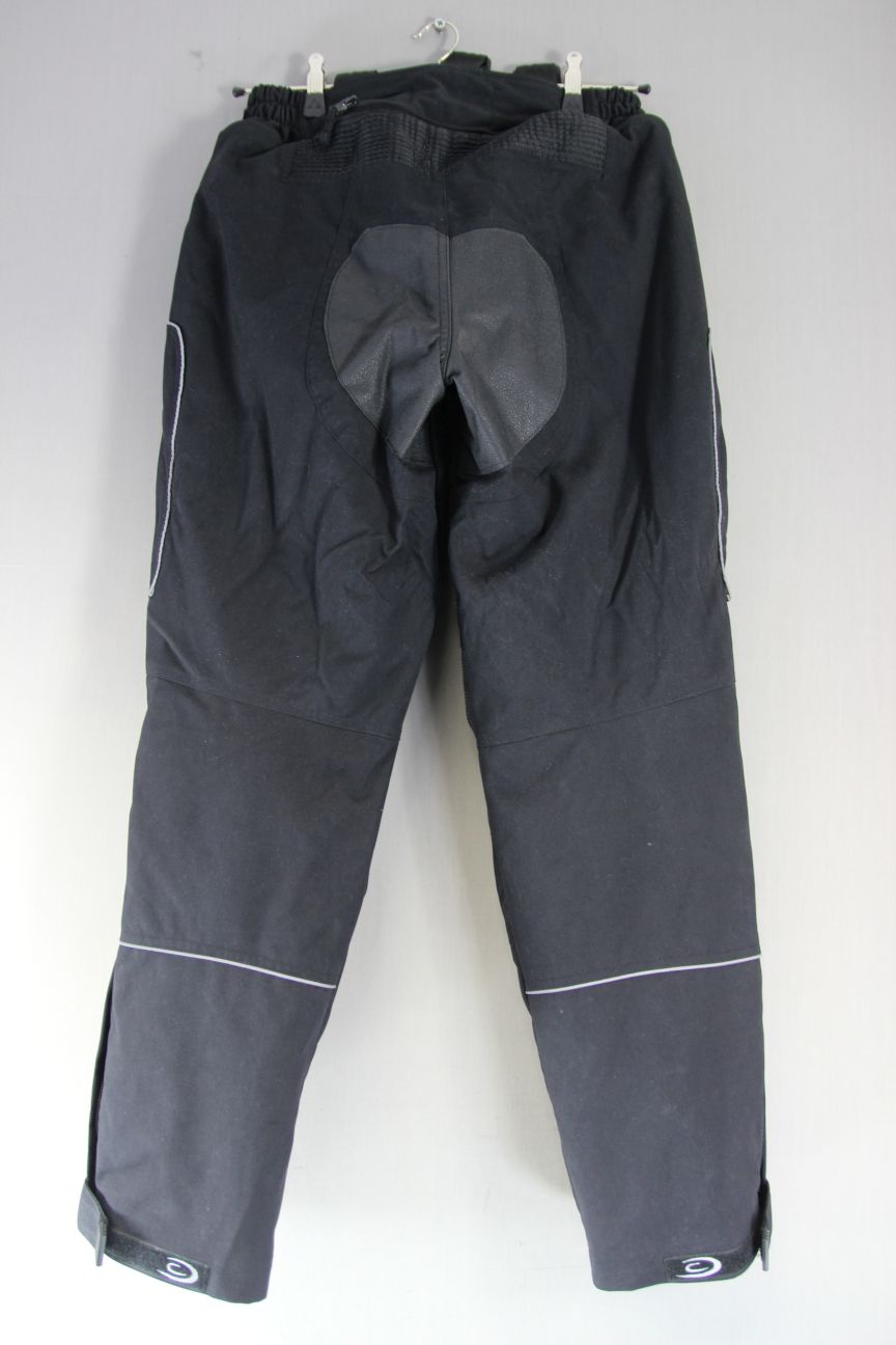 CRANE ROAD BLACK BIKER TROUSERS + CE ARMOUR & THERMAL LINING: WAIST 32"/LEG 31"