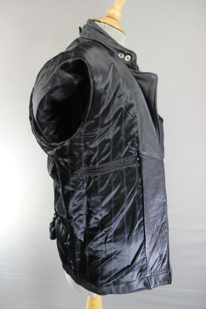 BRITISH MADE HEIN GERICKE BLACK LEATHER BIKER JACKET: SIZE 12 32-34 INCH