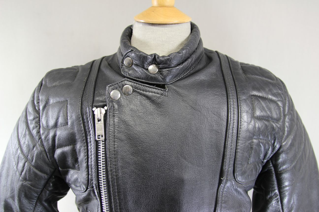 CLASSIC BLACK LEATHER BIKER JACKET 34-36 INCH/EXTRA SMALL - SMALL