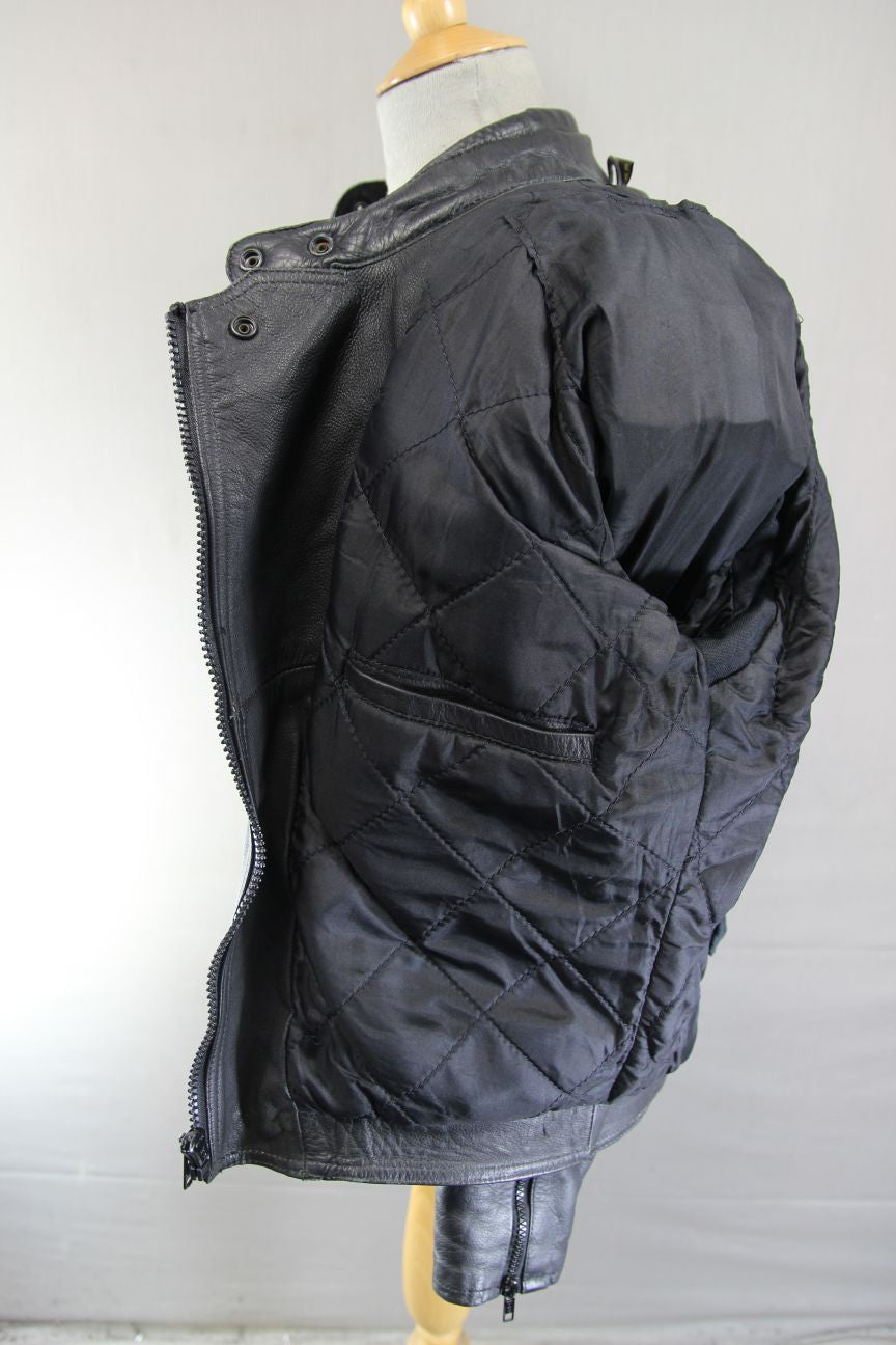 AKITO BLACK LEATHER BIKER JACKET WITH CE ARMOUR: SIZE 12 34-36 INCH CHEST