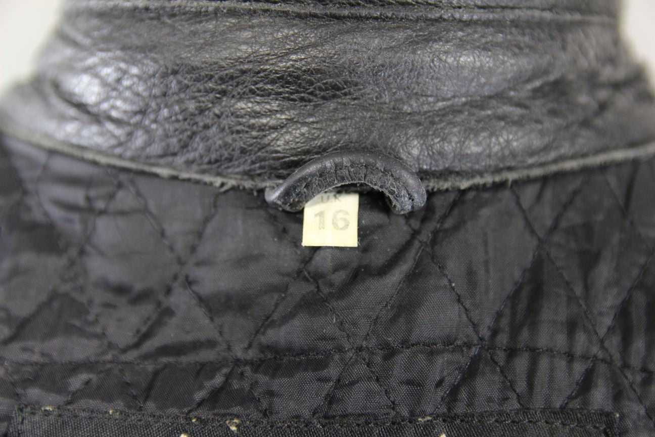 CLASSIC RIDER BLACK LEATHER BIKER JACKET WITH REMOVABLE BACK PROTECTOR: SIZE 16