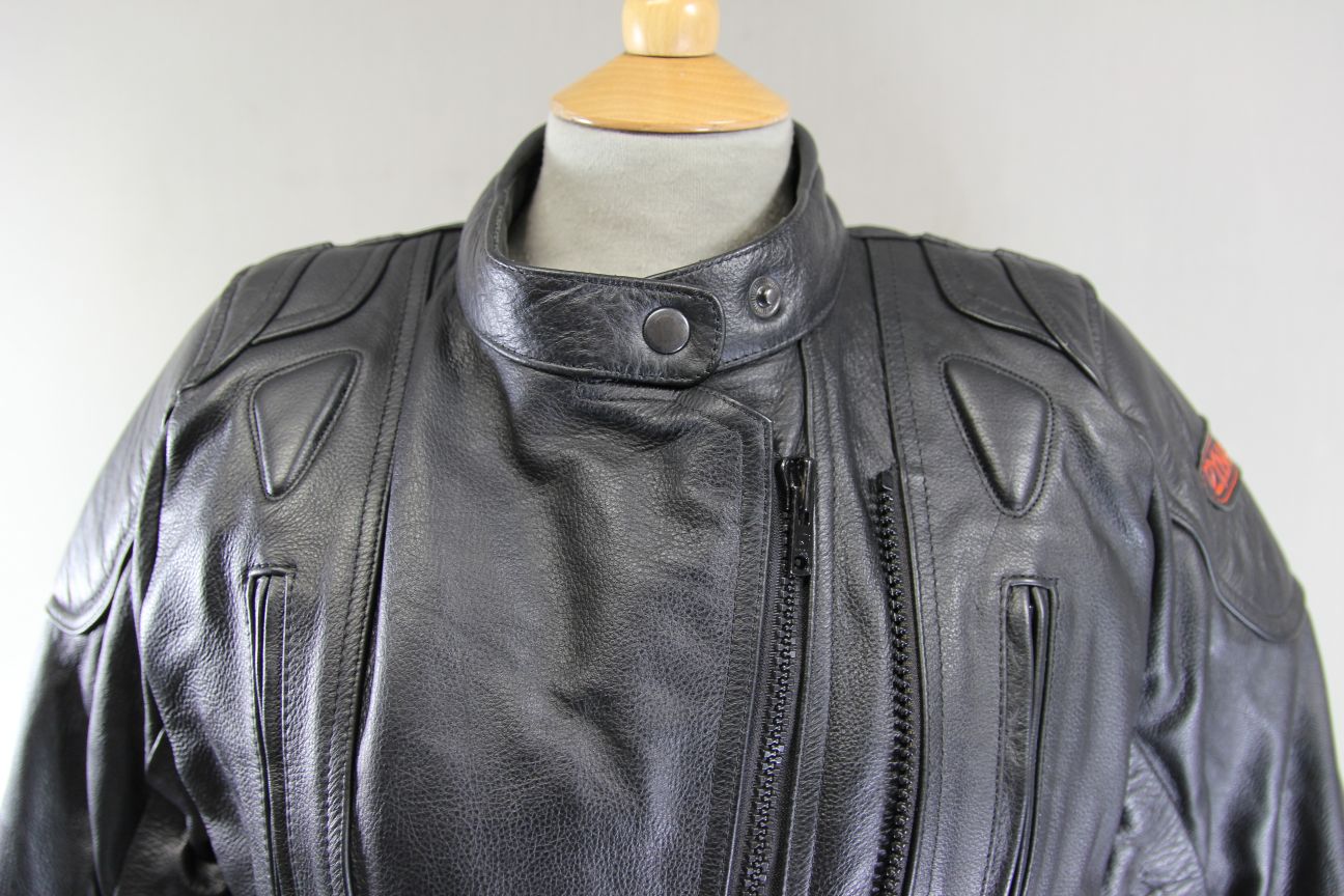 DYNAMIC LEATHERS BLACK BIKER JACKET WITH CE ARMOUR & THERMAL LINING: SIZE 16