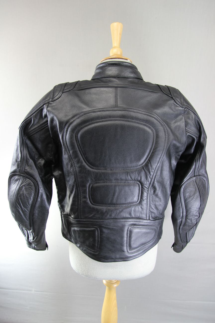 DYNAMIC LEATHERS BLACK BIKER JACKET WITH CE ARMOUR & THERMAL LINING: SIZE 16