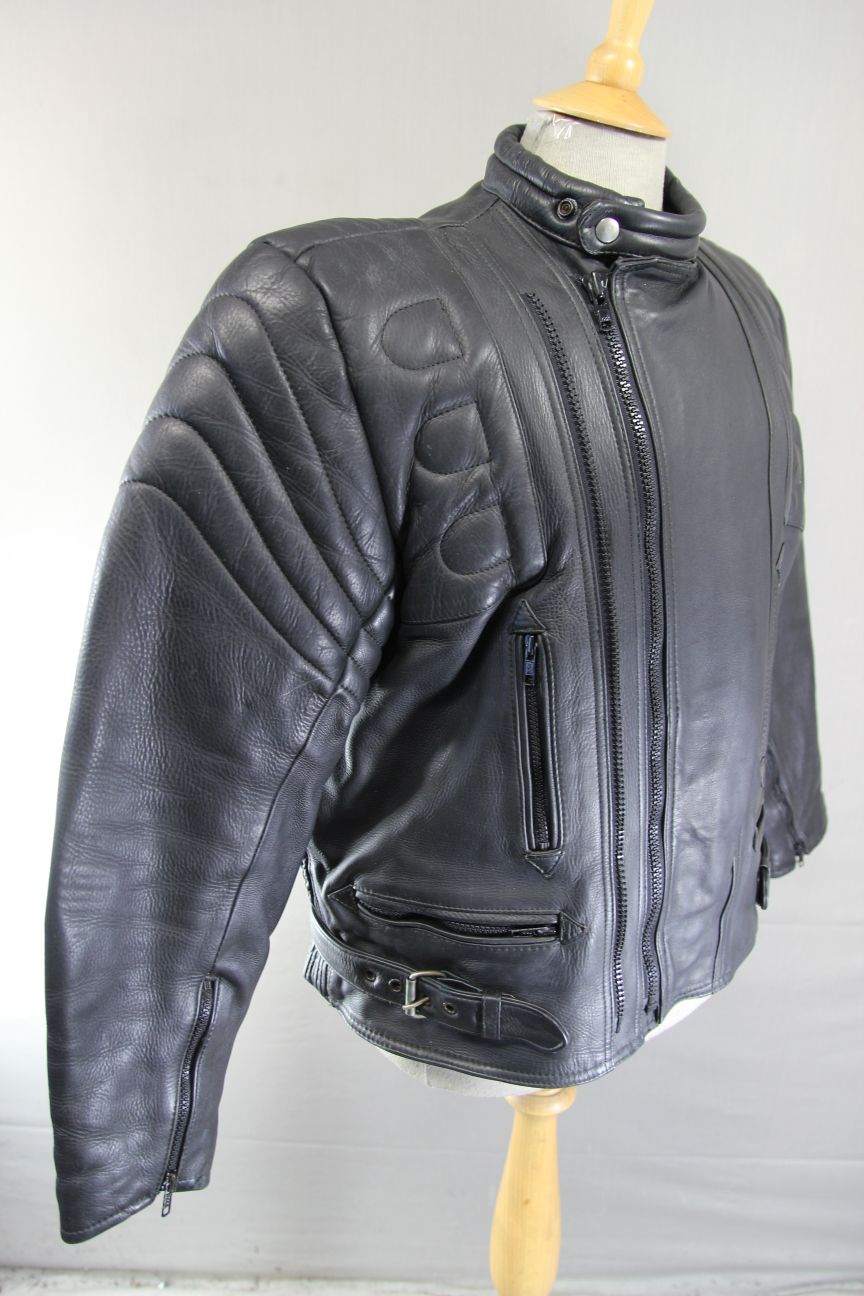 OKITO MERCURY SPORTS BLACK LEATHER BIKER JACKET WITH BACK PROTECTOR 44-46 IN/XL