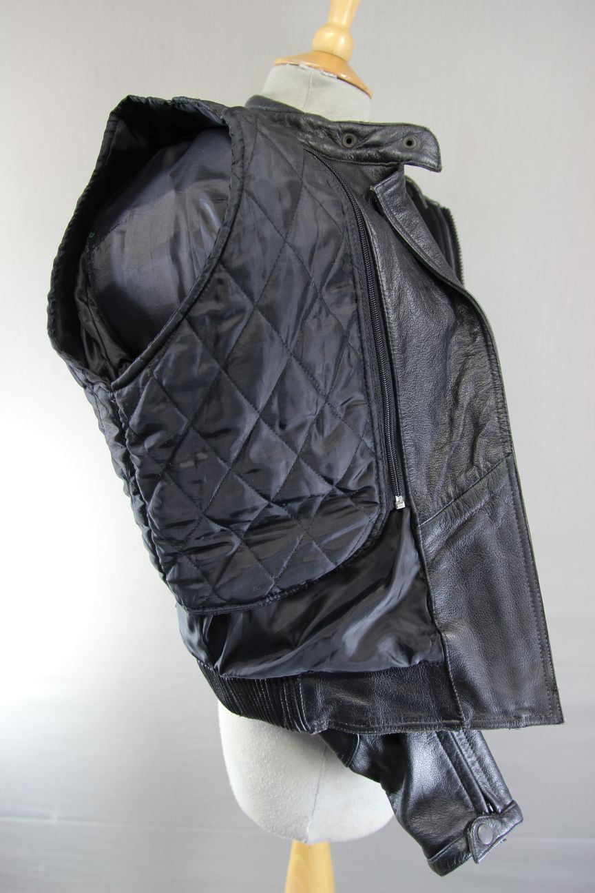 FRANK THOMAS BLACK LEATHER BIKER JACKET WITH CE ARMOUR & THERMAL LINING: SIZE 12
