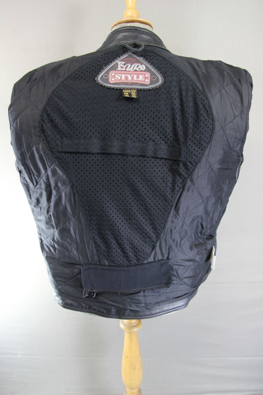 CLASSIC EURO STYLE BLACK LEATHER BIKER JACKET WITH BACK PROTECTOR 38-40 INCH/MED