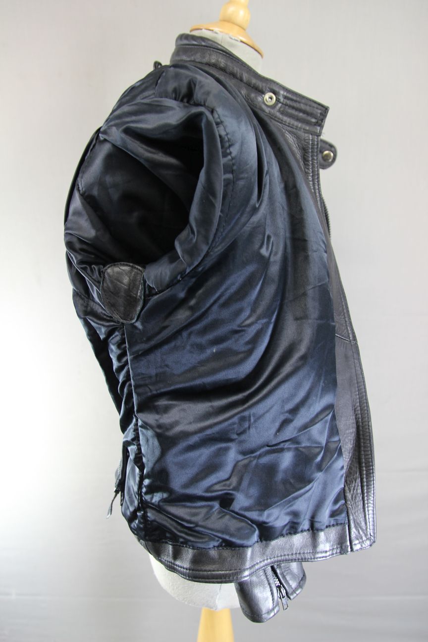 CLASSIC SPORTEX A5 BLACK LEATHER BIKER JACKET: SIZE 16/36-38 INCH CHEST