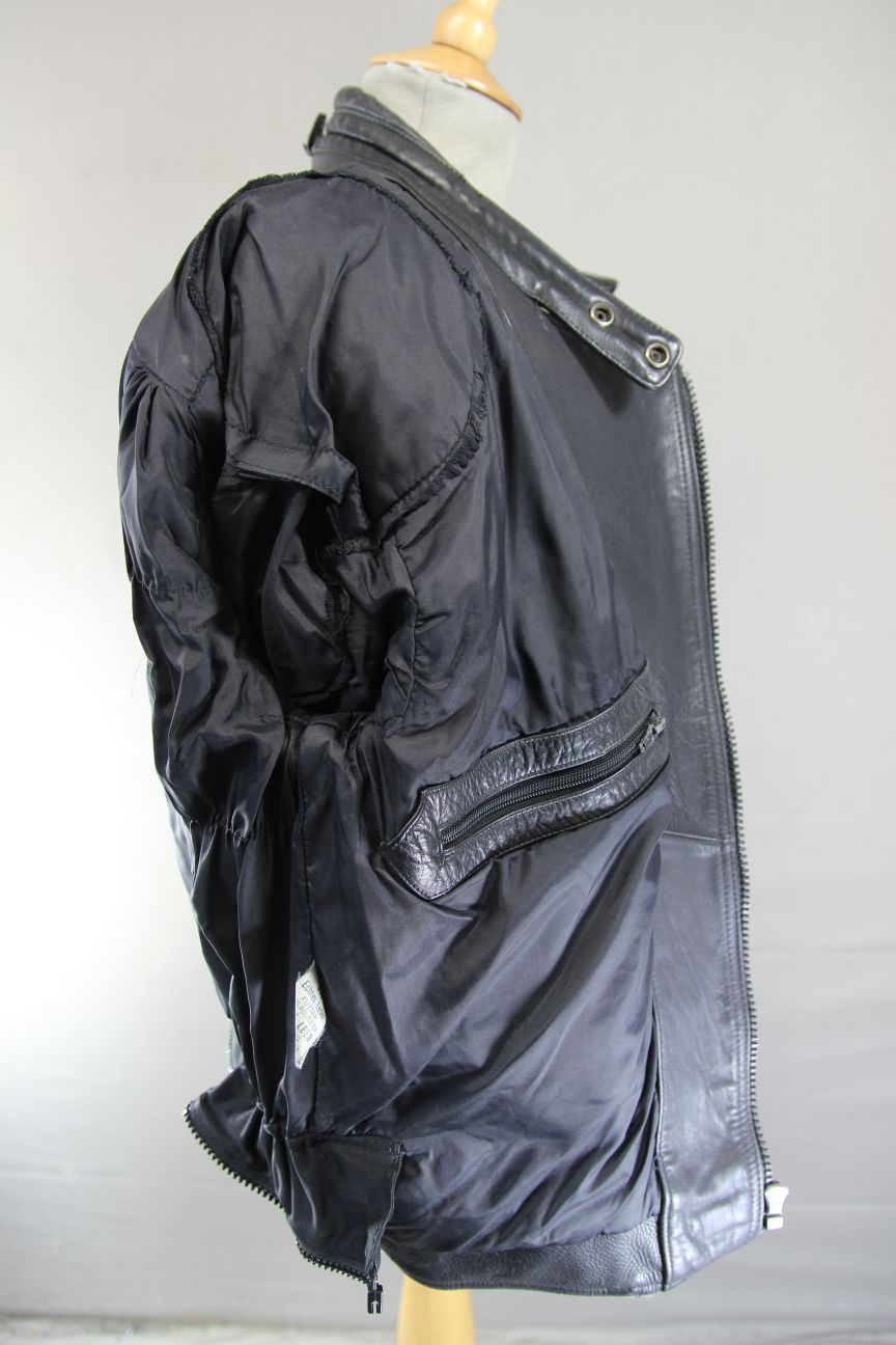 RICHA CLASSIC BLACK LEATHER BIKER JACKET 38-40 INCH CHEST/MEDIUM