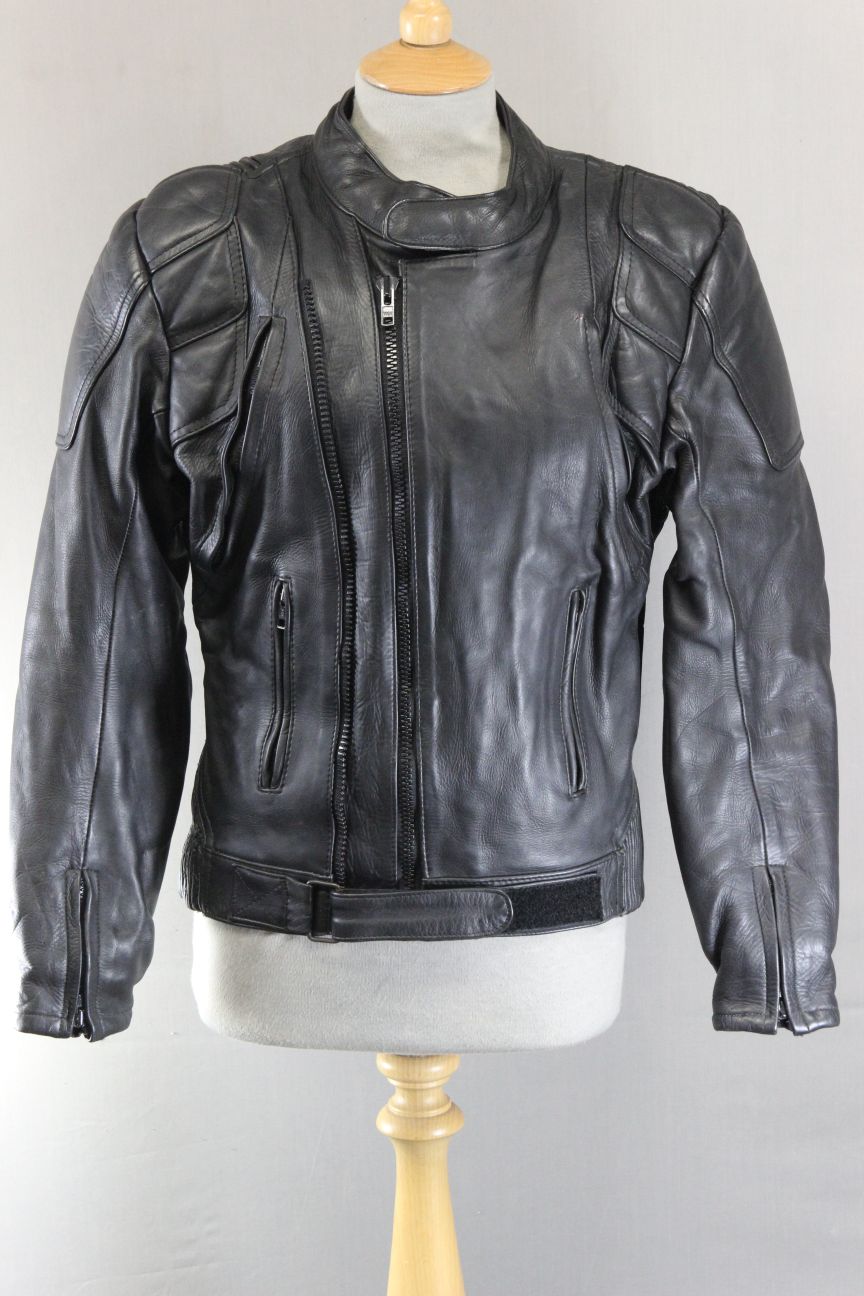 ASHY CLASSIC BLACK LEATHER VENTILATED BIKER JACKET WITH PROTECTORS 36-38 INCH