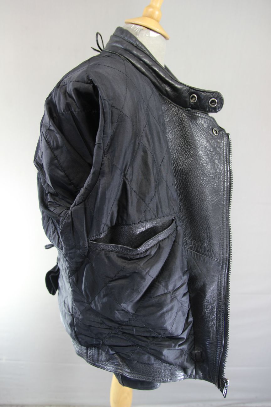 AKITO CLASSIC BLACK LEATHER BIKER JACKET WITH BACK PROTECTOR 42-44 INCH CHEST