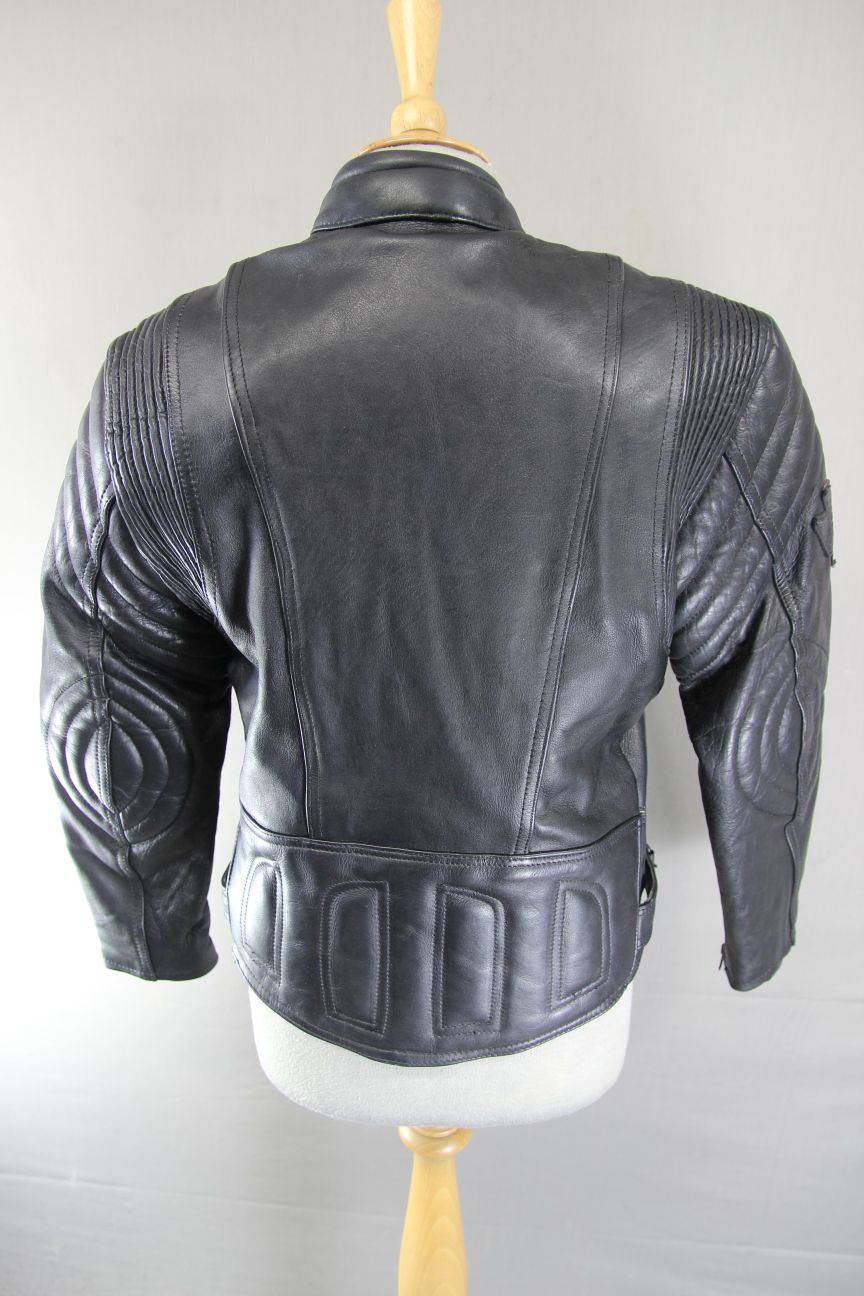AKITO MERCURY PLUS BLACK LEATHER BIKER JACKET WITH BACK PROTECTOR: SIZE 10