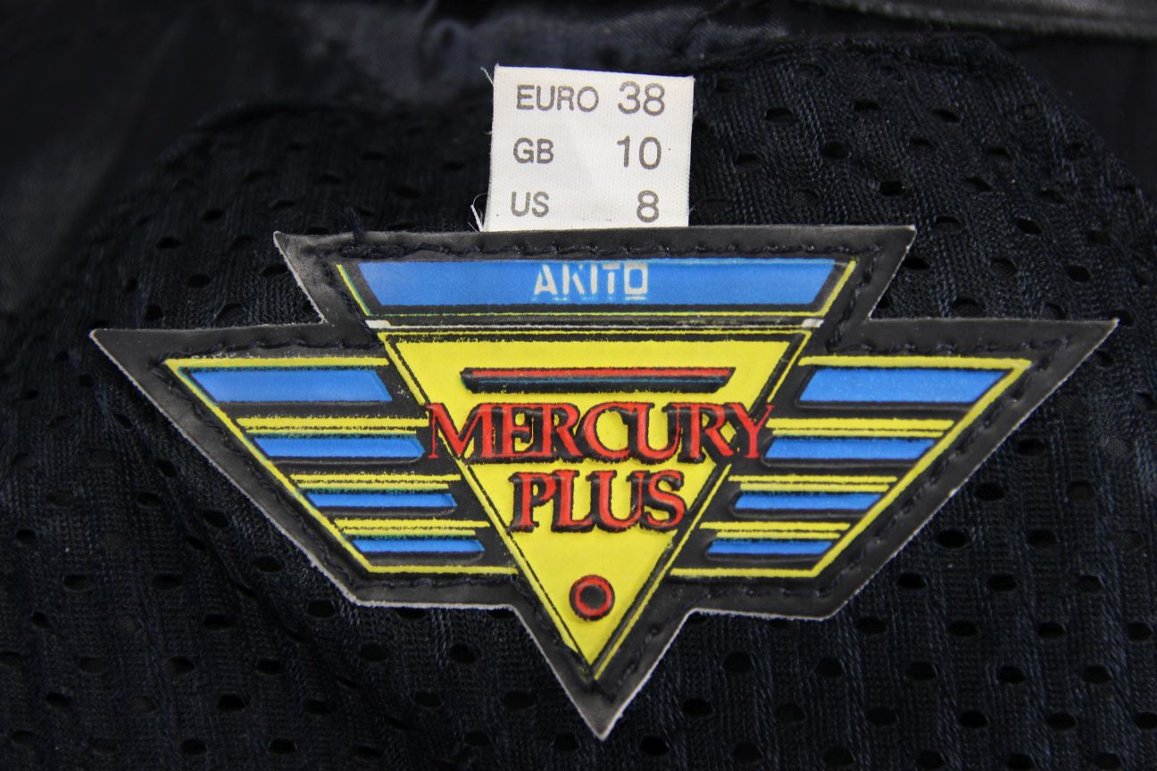 AKITO MERCURY PLUS BLACK LEATHER BIKER JACKET WITH BACK PROTECTOR: SIZE 10