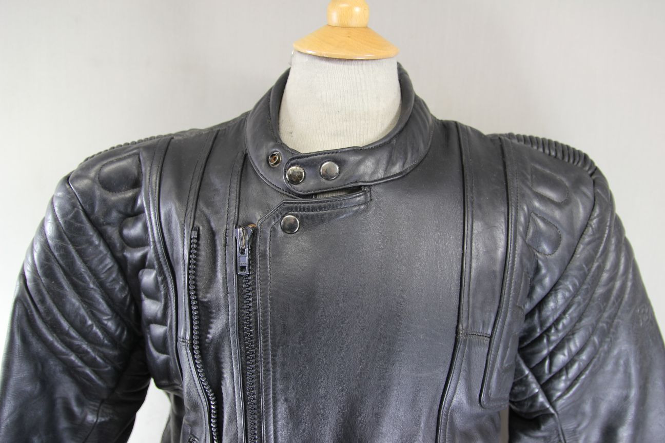 CLASSIC EURO STYLE BLACK LEATHER BIKER JACKET WITH BACK PROTECTOR 42-44 IN/LARGE