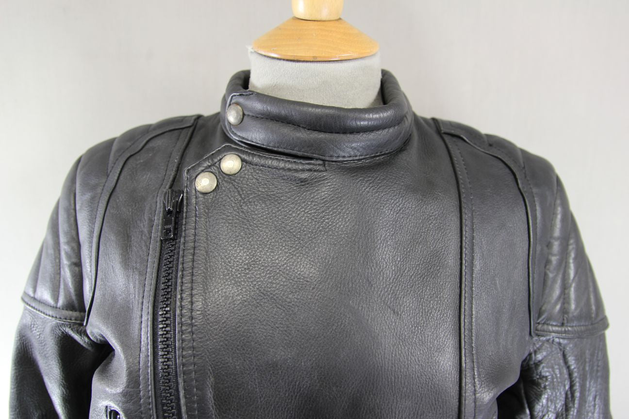 CLASSIC GOODLUCK BLACK LEATHER BIKER JACKET 34 INCH/EXTRA SMALL