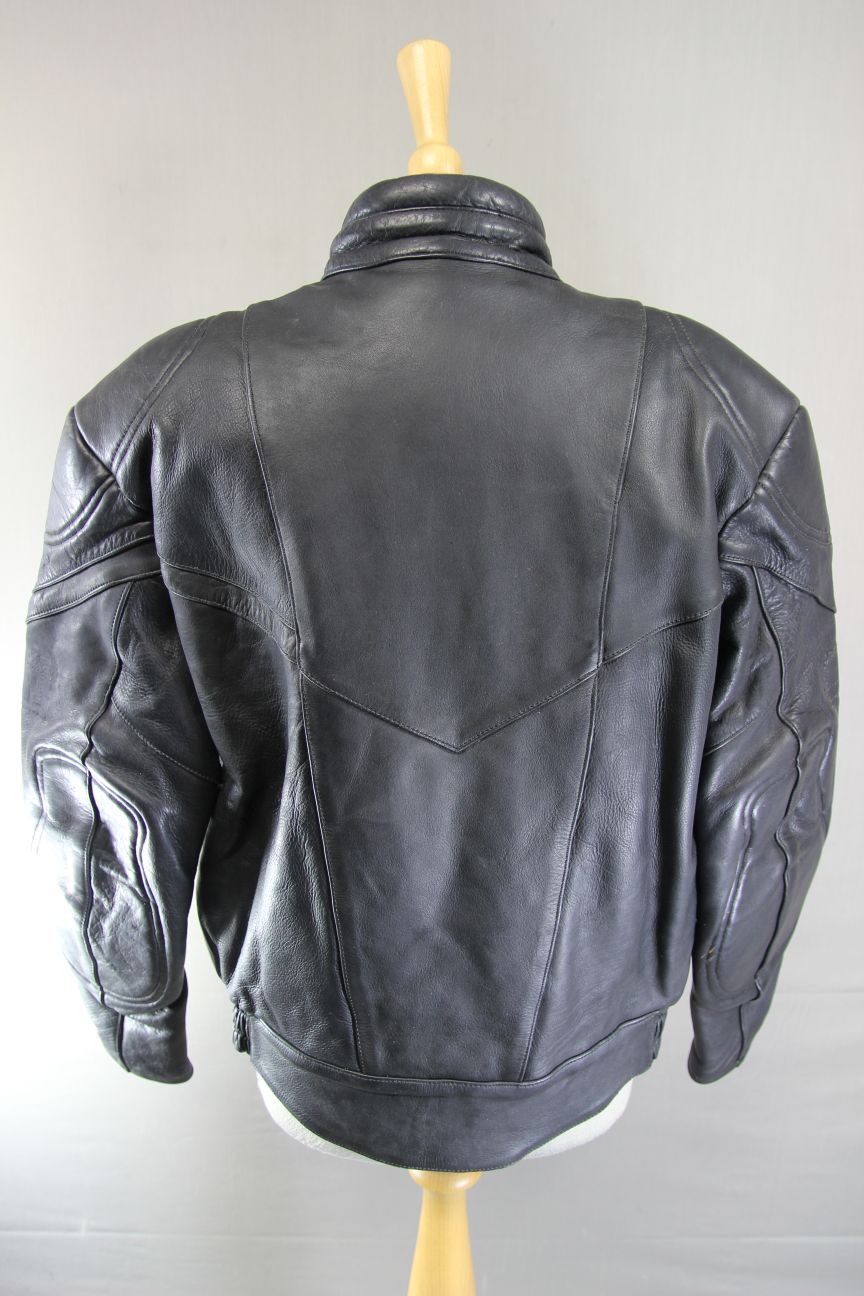 AKITO RAPIDE BLACK LEATHER BIKER JACKET + BACK PROTECTOR/THERMAL LINING: SIZE 14