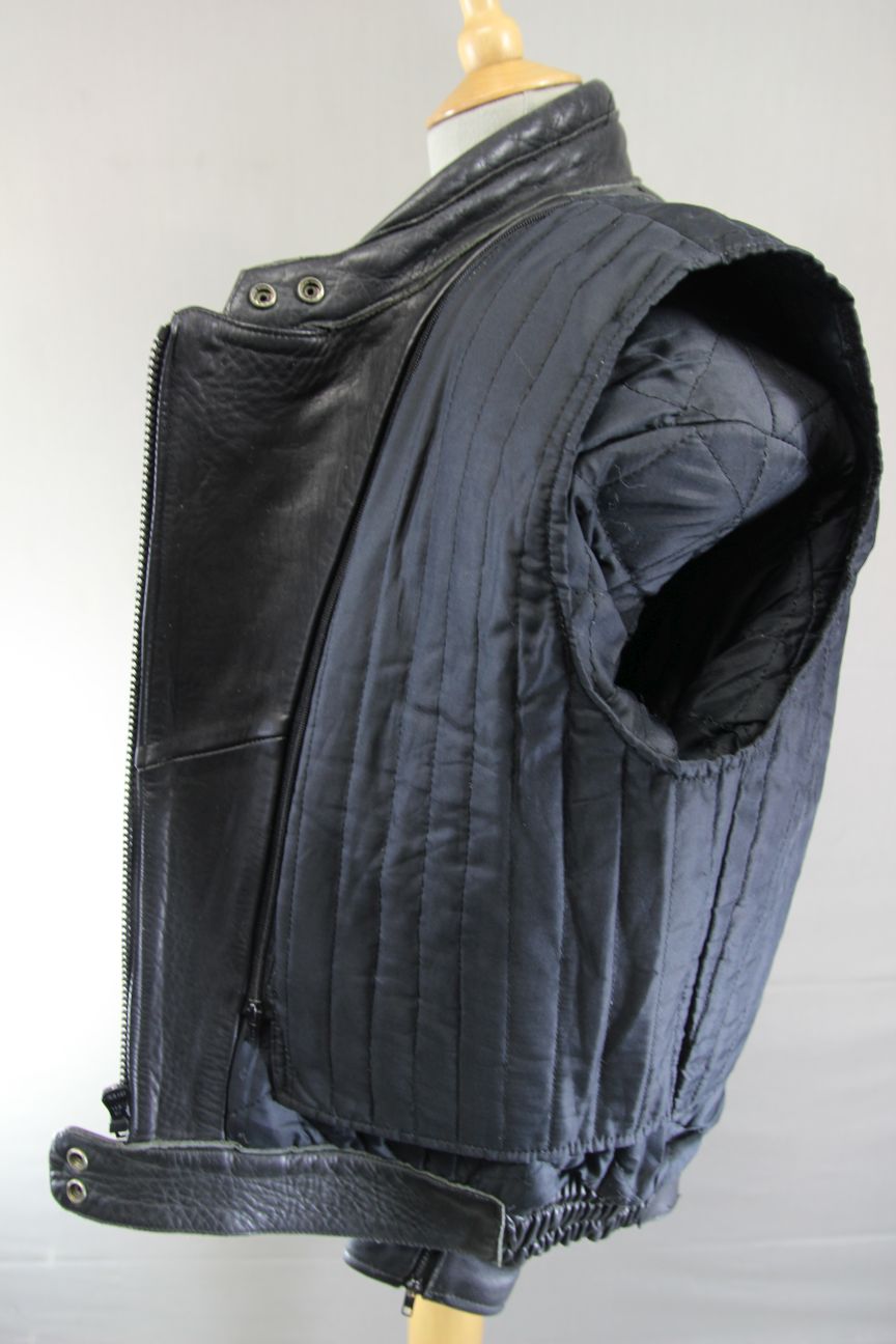 AKITO RAPIDE BLACK LEATHER BIKER JACKET + BACK PROTECTOR/THERMAL LINING: SIZE 14