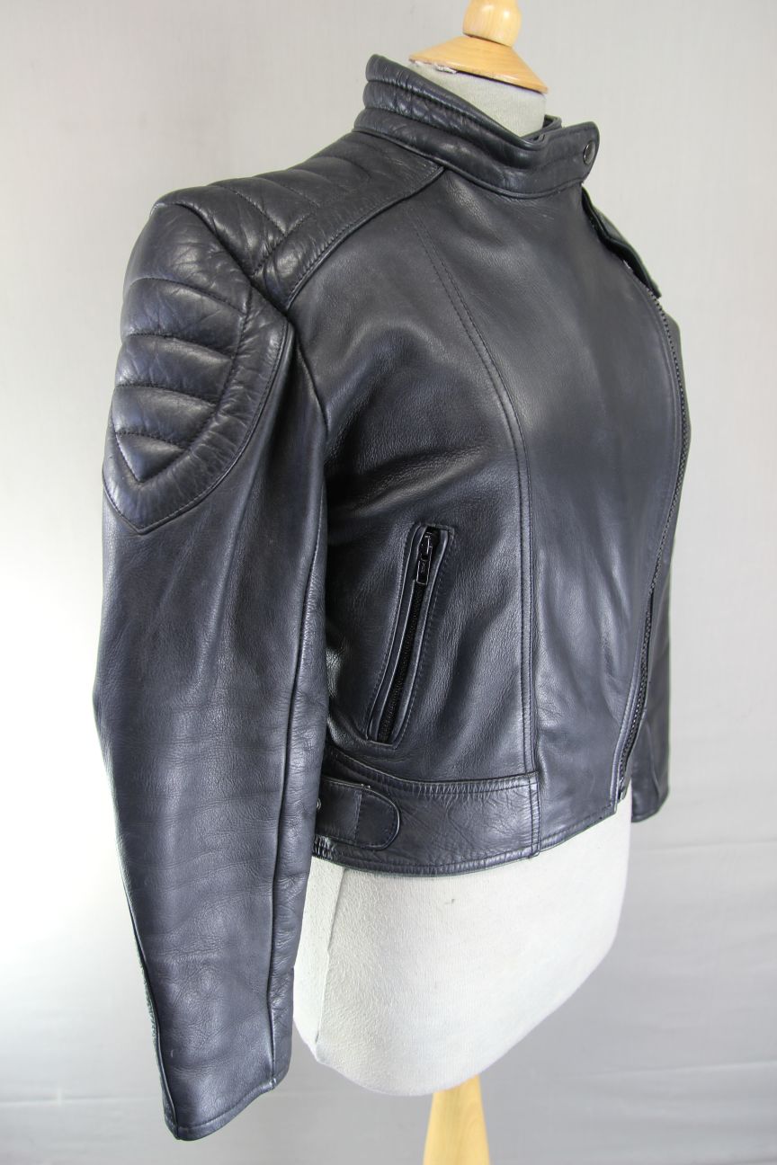 CLASSIC AKITO LADIES BLACK LEATHER BIKER JACKET 34 INCH CHEST/SMALL