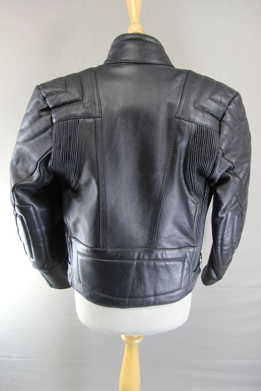 CLASSIC ASHMAN BLACK COWHIDE LEATHER BIKER JACKET: SIZE 14 36-38 INCH