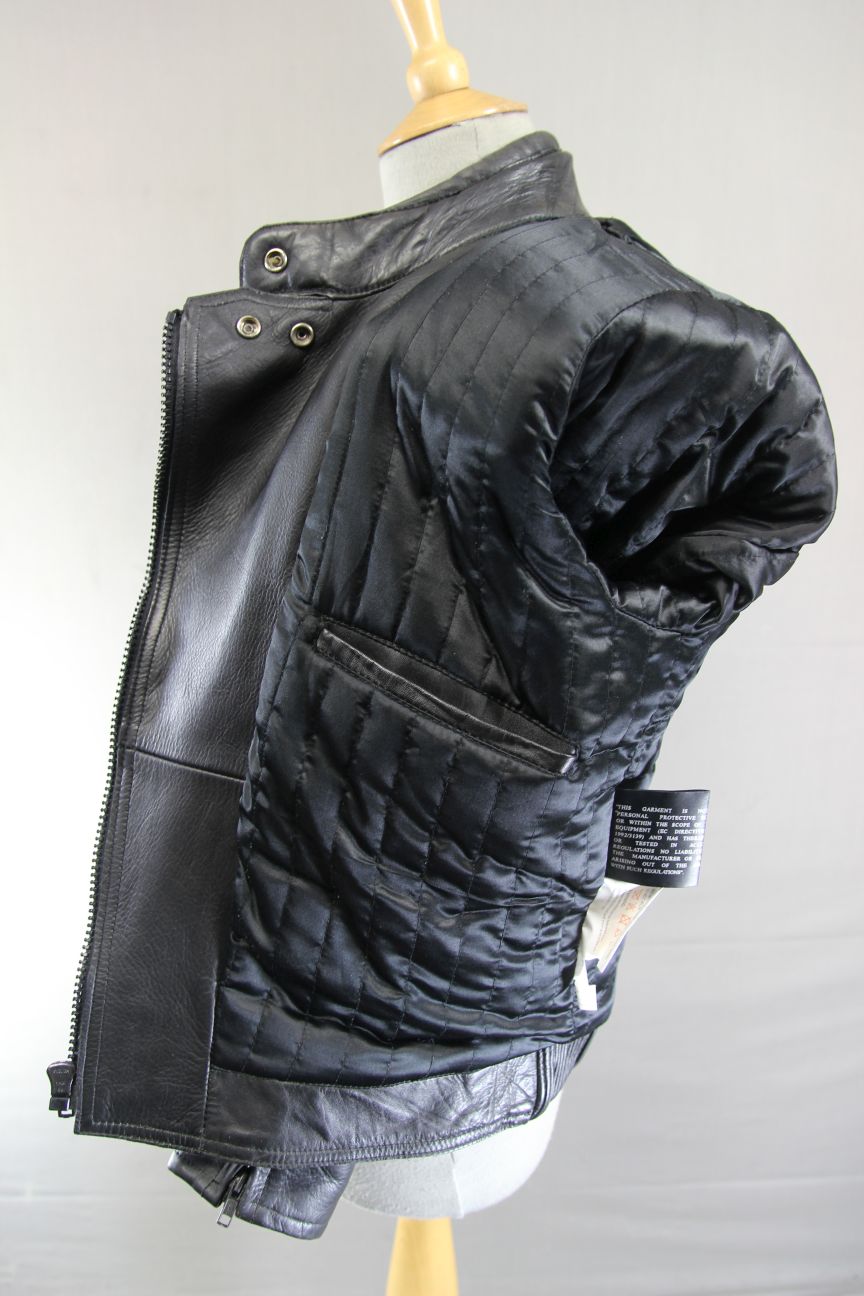 CLASSIC ASHMAN BLACK COWHIDE LEATHER BIKER JACKET: SIZE 14 36-38 INCH