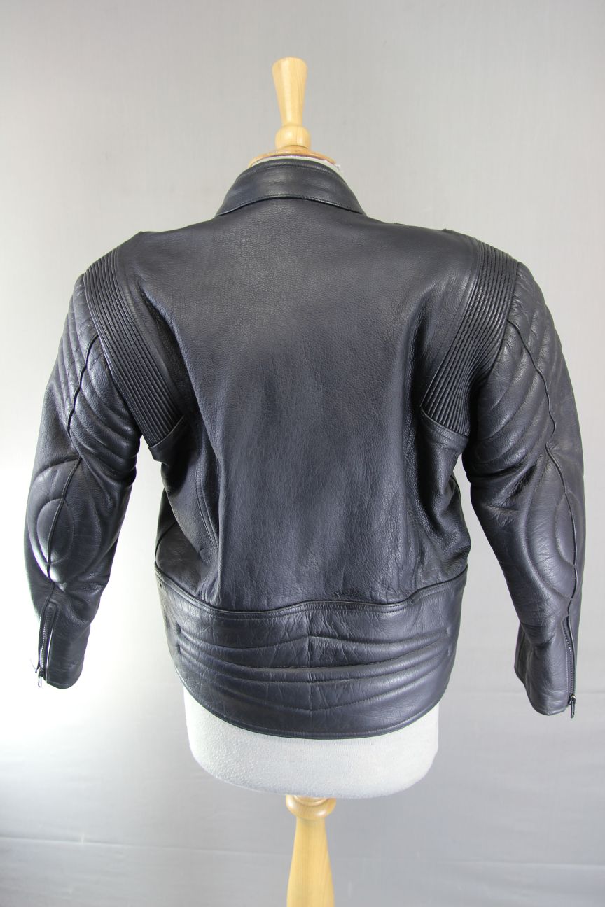 BOYS/CHILDS 'BABY BIKER' BLACK LEATHER BIKER JACKET WITH KNOX CE ARMOUR 36IN/4XL