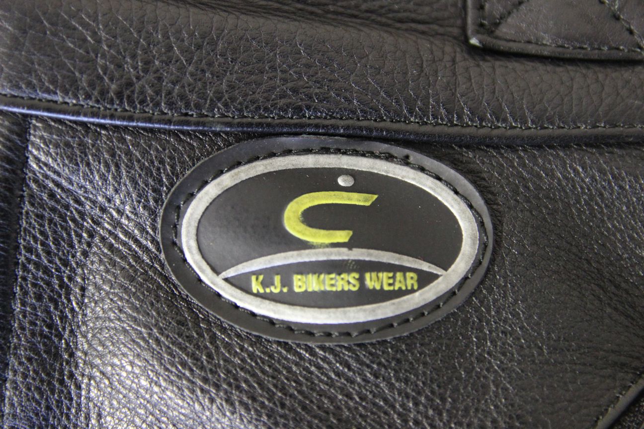 KJ BIKERS WEAR LADIES BLACK LEATHER TROUSERS: SIZE 12 WAIST 26"/INSIDE LEG 28"