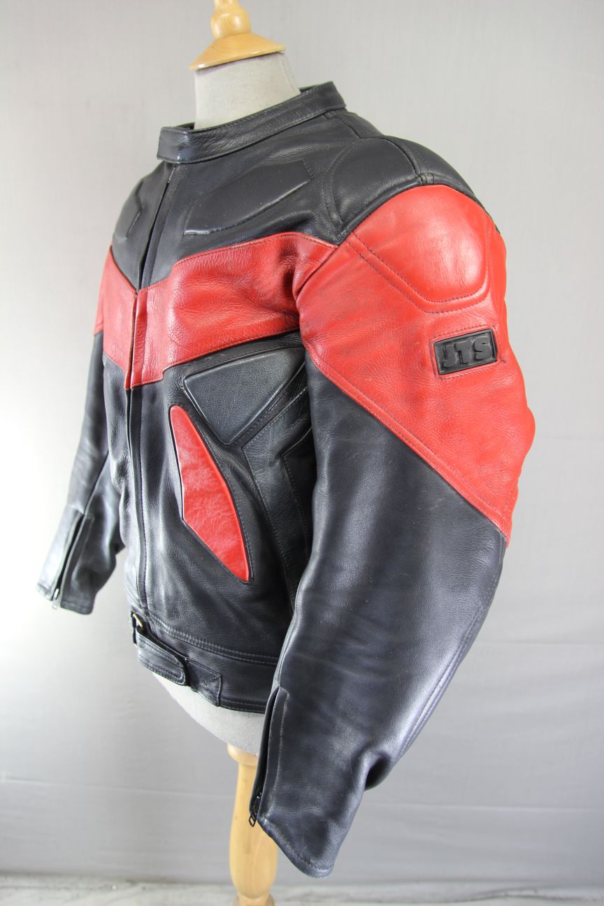 JTS BLACK, RED & SILVER LEATHER BIKER JACKET + PROTECTORS & THERMAL LINING 42 IN