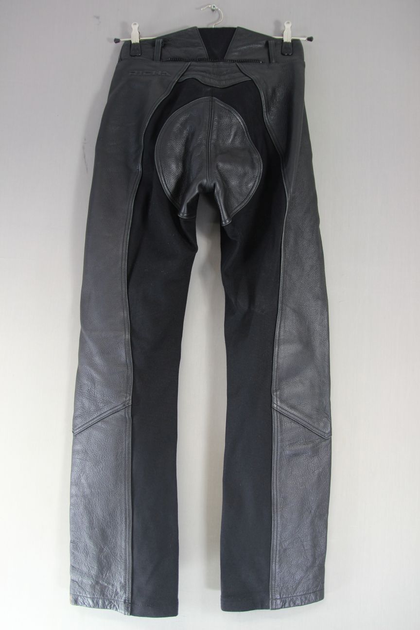 RICHA FREEDOM BLACK LEATHER BIKER TROUSERS SIZE 10: WAIST 28 IN/INSIDE LEG 32 IN