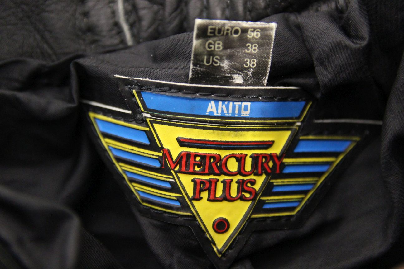 AKITO MERCURY PLUS BLACK LEATHER BIKER TROUSERS: WAIST 32-34 IN/INSIDE LEG 28 IN