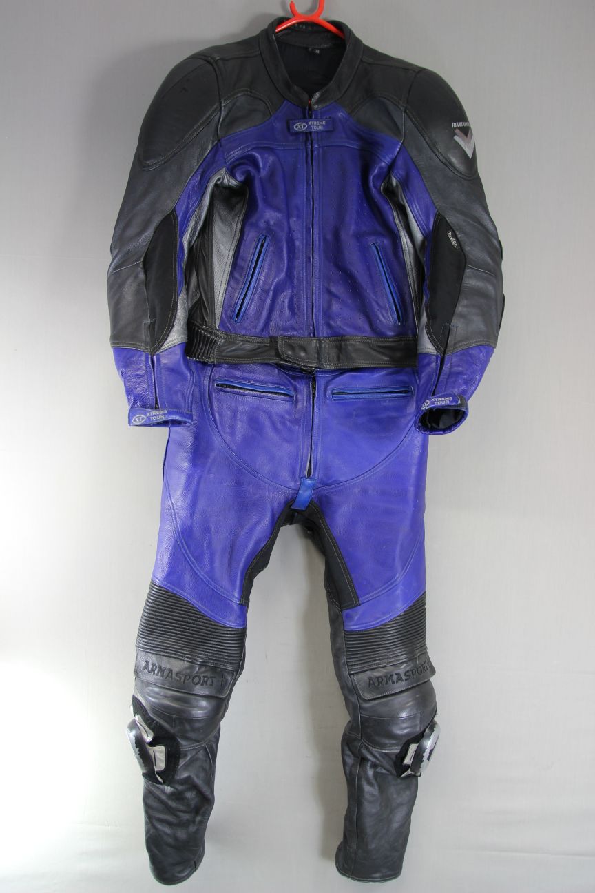 FRANK THOMAS XTREME SPORT BLACK, BLUE & SILVER LEATHER BIKER SUIT + ARMOUR 40 IN