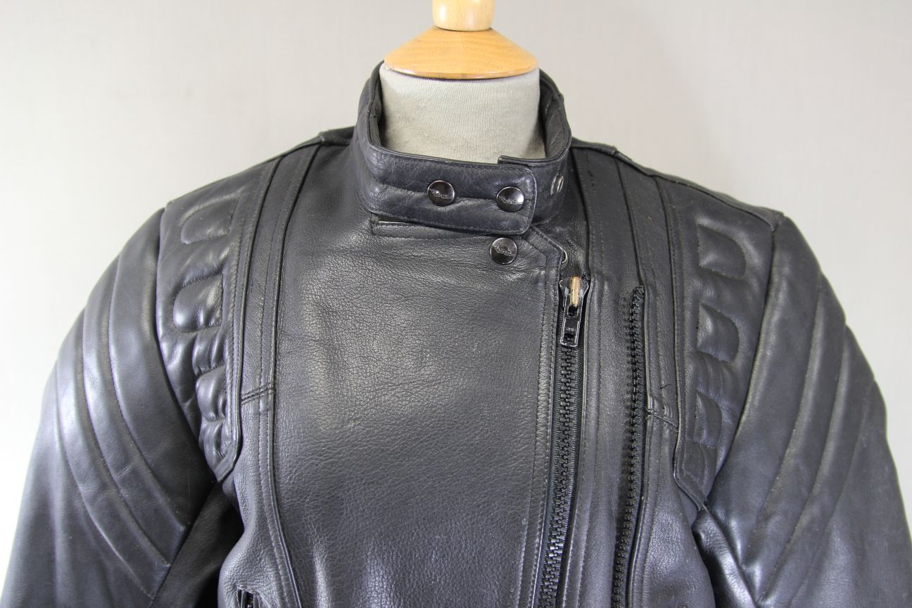 RICHA CLASSIC BLACK LEATHER LADIES BIKER JACKET: SIZE 16/38 INCH CHEST