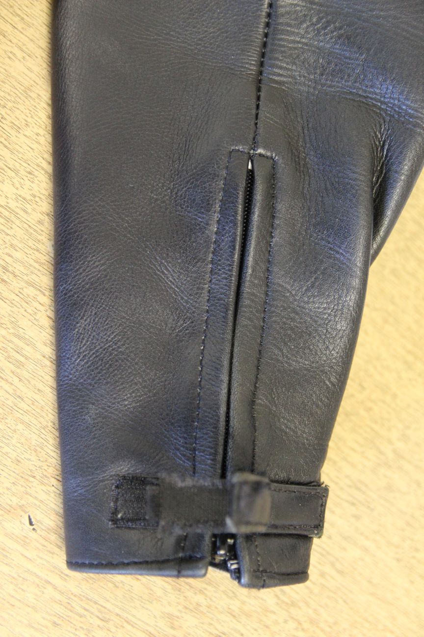 FRANK THOMAS ARMASPORT BLACK LEATHER LADIES BIKER JACKET: SIZE 12/34 INCH CHEST