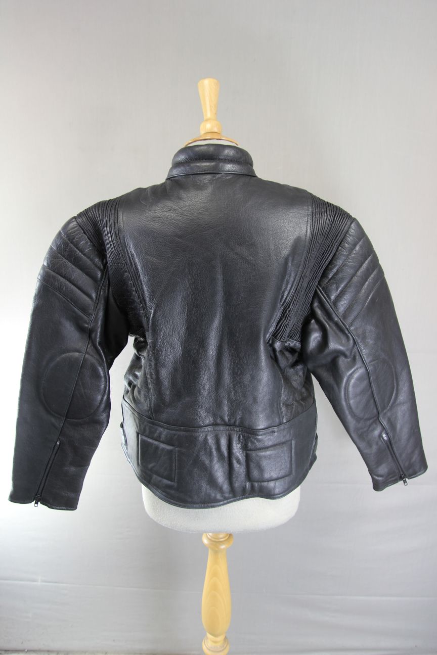 CLASSIC SKIN BLACK COWHIDE LEATHER LADIES BIKER JACKET 40 INCH CHEST/XL
