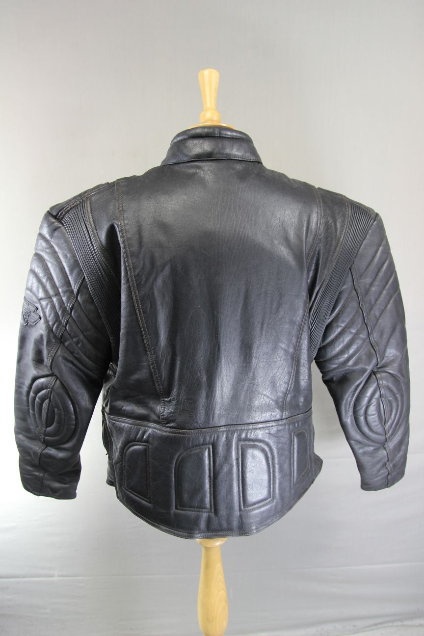 AKITO CLASSIC BLACK LEATHER BIKER JACKET WITH BACK PROTECTOR 44-46 INCH CHEST
