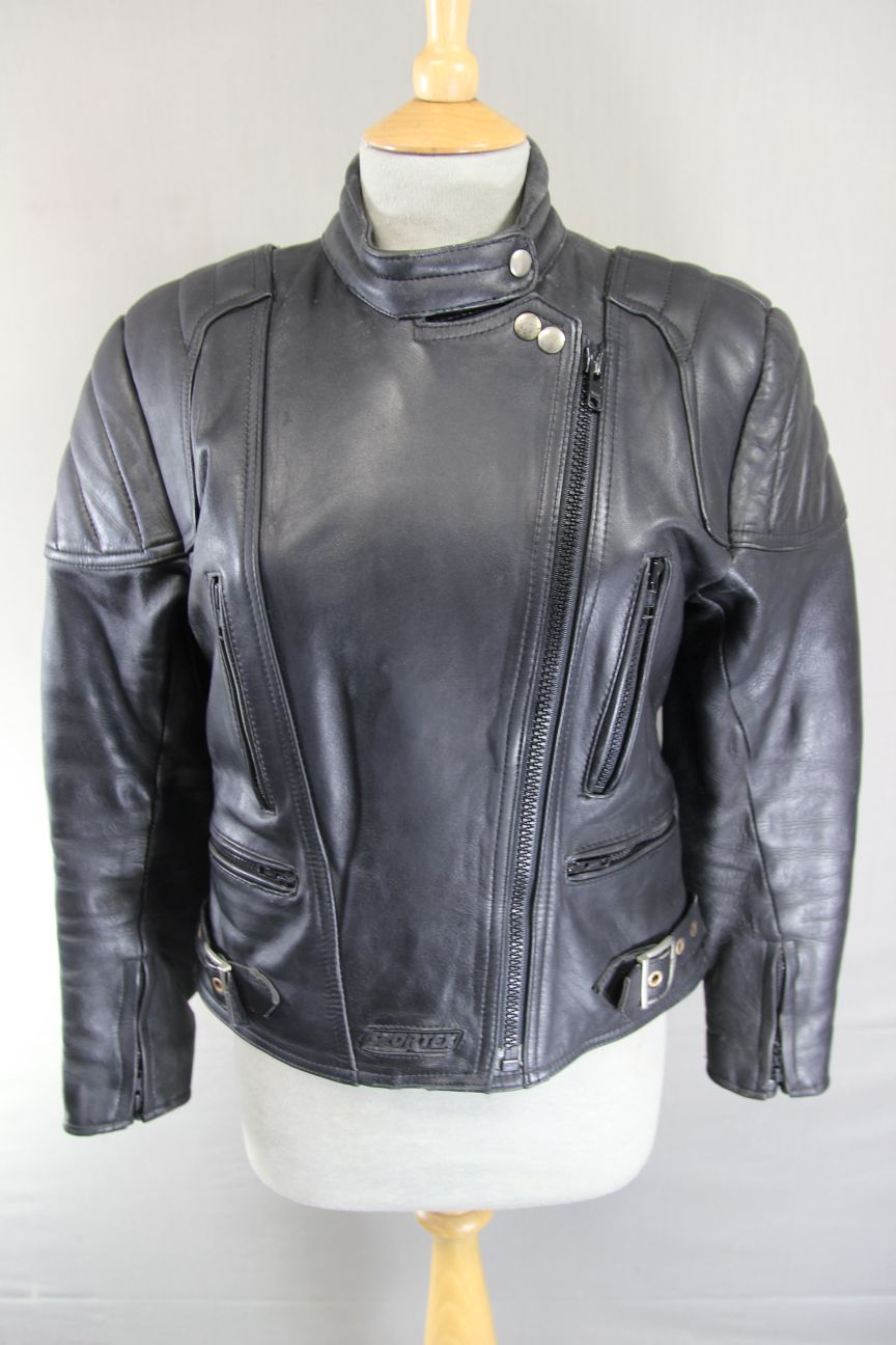 CLASSIC SPORTEX A5 BLACK LEATHER BIKER JACKET: SIZE 12/34 INCH CHEST