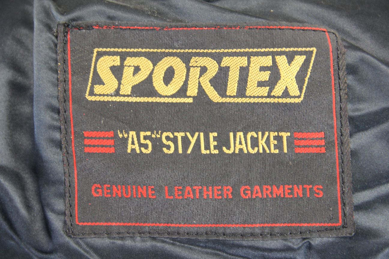 CLASSIC SPORTEX A5 BLACK LEATHER BIKER JACKET: SIZE 12/34 INCH CHEST